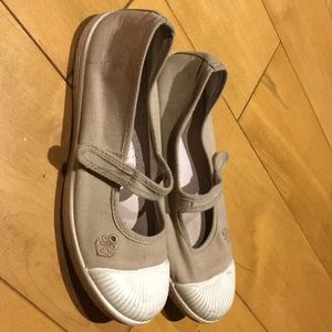 Shoes for girls for summer.